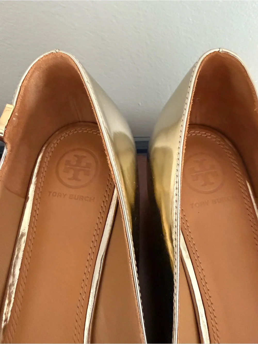 Tory Burch Metallic Gold Pointed Toe Kitten Heel Pumps